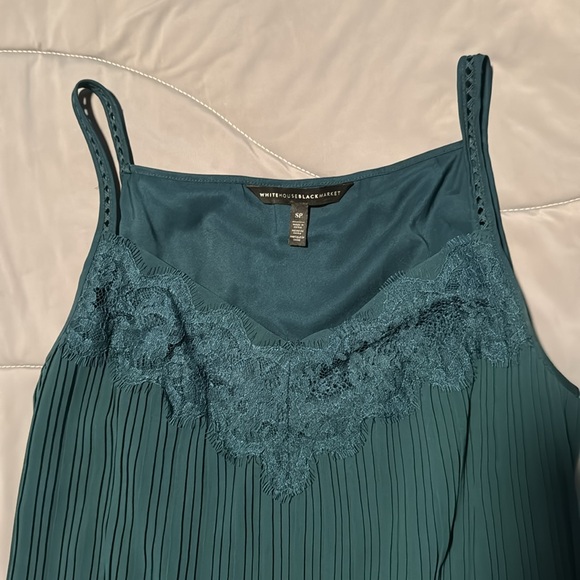 WHBM, dark green, cami. SP - Picture 3 of 5